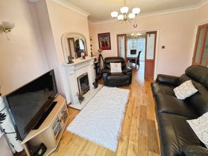 Lounge- click for photo gallery